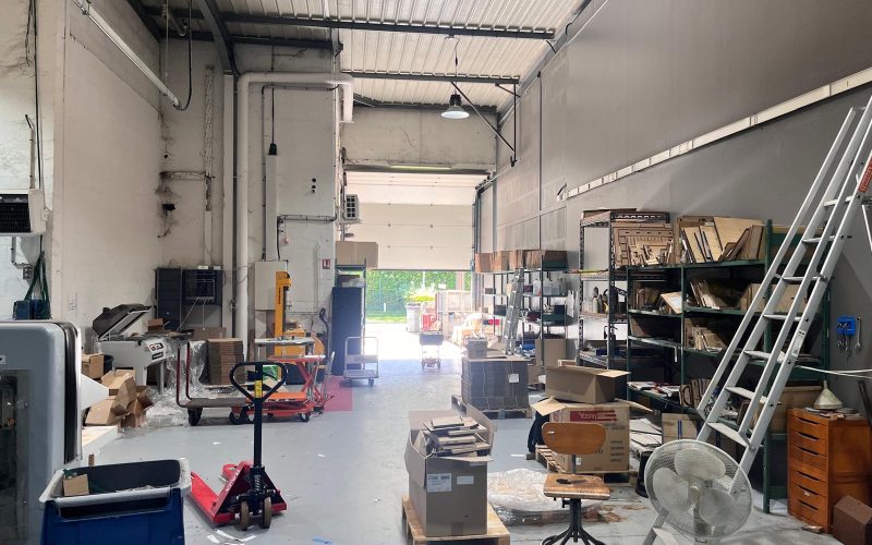 Entrepôt & bureaux 
            420 m², BONDY – 73 à 79 avenue du 14 juillet