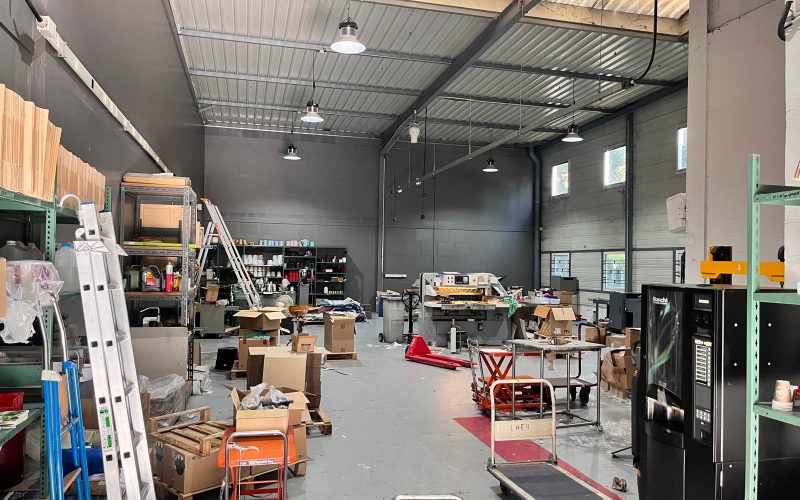Entrepôt & bureaux 
            420 m², BONDY – 73 à 79 avenue du 14 juillet