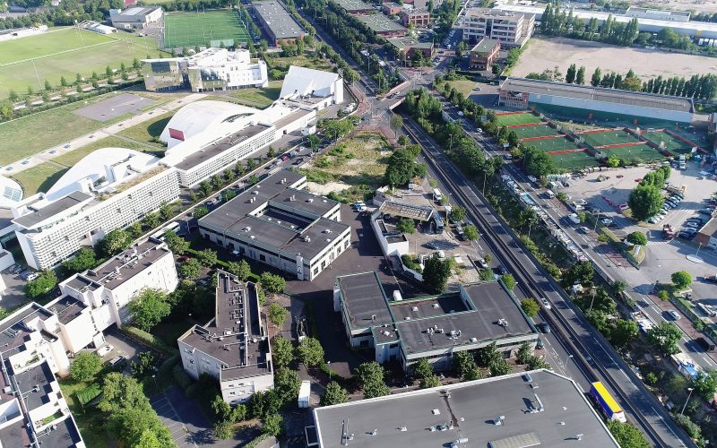 Entrepôt & bureaux 
            807 m², GENNEVILLIERS – 20 rue Traversière