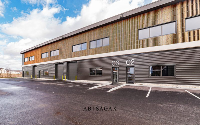 Entrepôt & bureaux de 305 m² à 915 m², CORMEILLES – 14 rue Georges Méliès