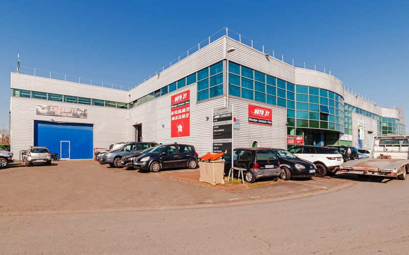 Entrepôt & bureaux 
            342 m², VALENTON – 1-3 place Thomas Edison