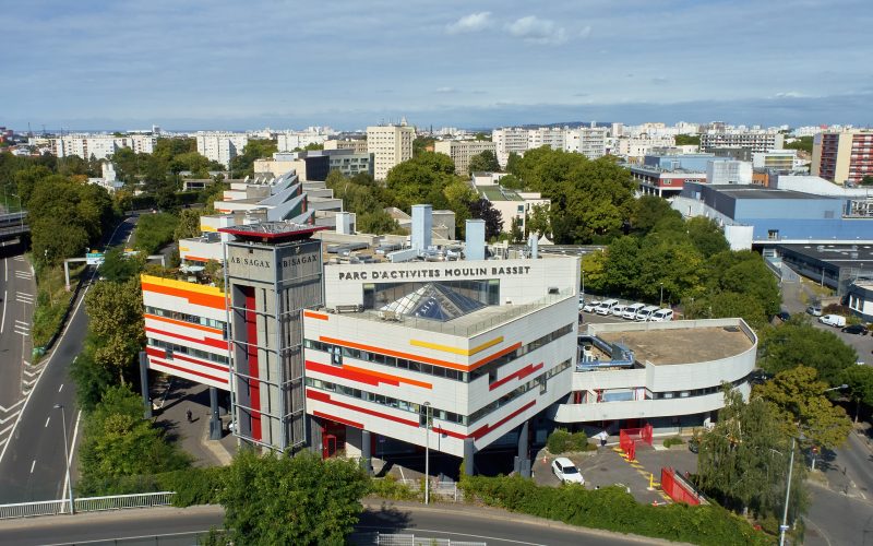Entrepôt & bureaux 
            de 73 m² à 293 m², SAINT-DENIS – Parc du Moulin Basset