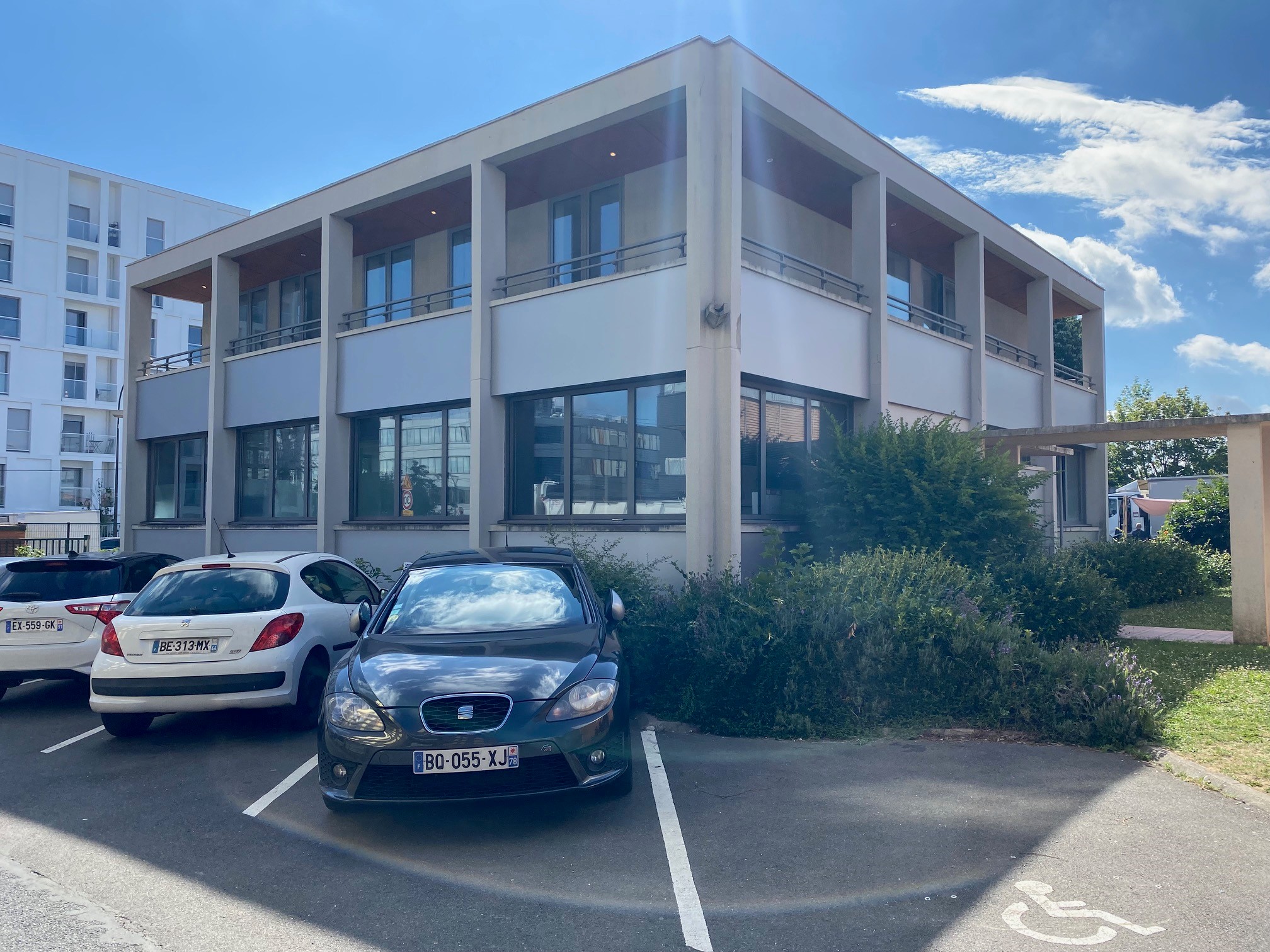 10 Rue Galvani 91300 Massy Entrepôts & bureaux - Massy - 4 rue Galvani - Sagax France