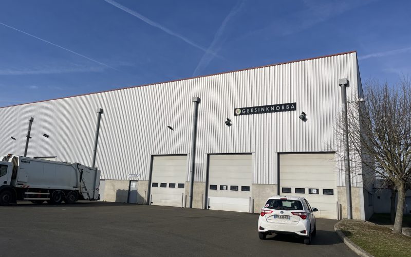 Entrepôt & bureaux - Lot bureaux de 411 m² et lot entrepôt de 1257 m², HERBLAY – 16 rue de la Patelle