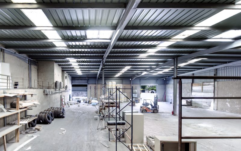 Entrepôt & bureaux de 1 260 m² à 3 210 m², ARGENTEUIL – 202 route de Pontoise