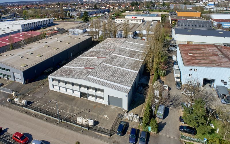Entrepôt & bureaux 
            2 348 m², MORANGIS – 8 rue du Dr Jean Charcot