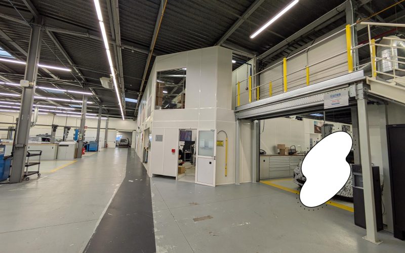 Entrepôt & bureaux 
            Différents lots de 410 à 5 156 m², LES ULIS TROPIQUES – 12 avenue des Tropiques